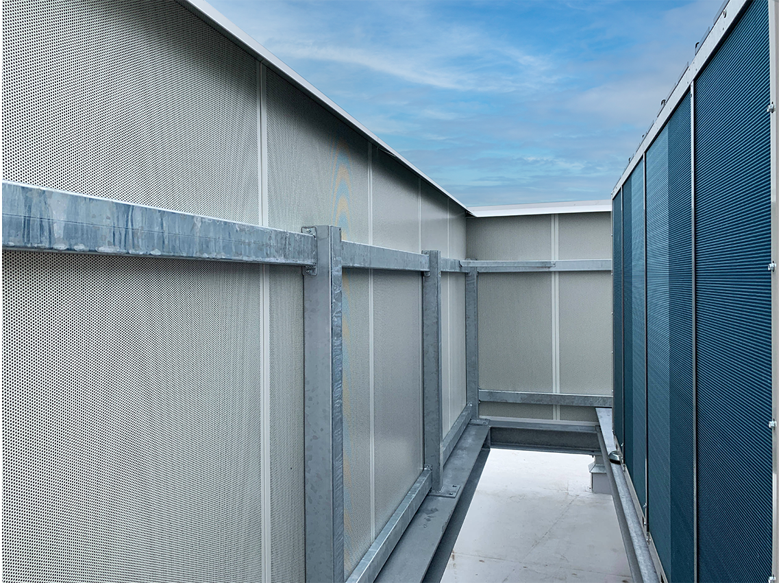 Outdoor noise enclosure built by IAC Wallsound panels