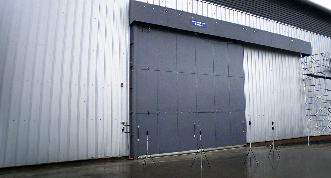 Soundproof sliding doors Hemi Anechoic Chamber